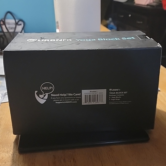 UrbnFit yoga block set. - Picture 2 of 4